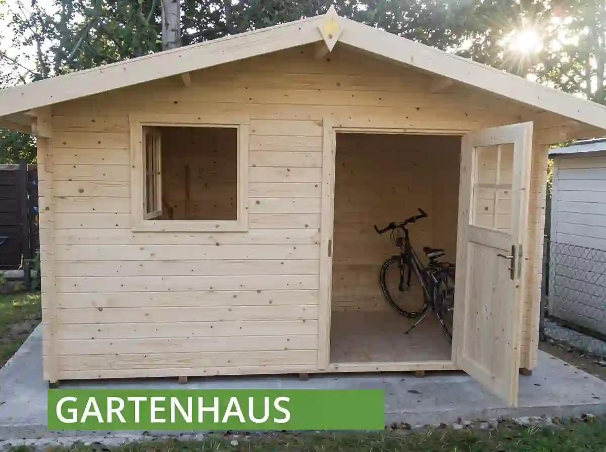 Originalfoto eines neu aufgebauten Gartenhauses
