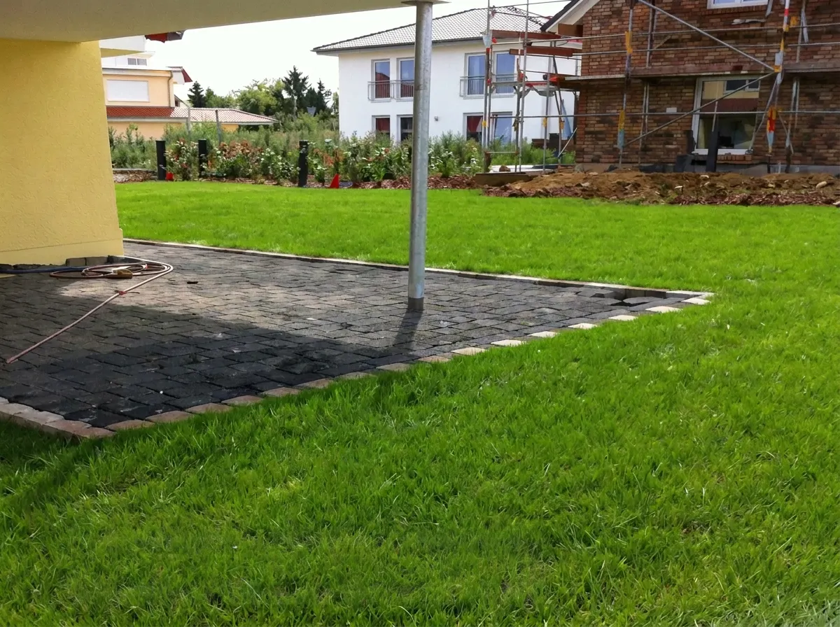 Dichter Premium-Rollrasen